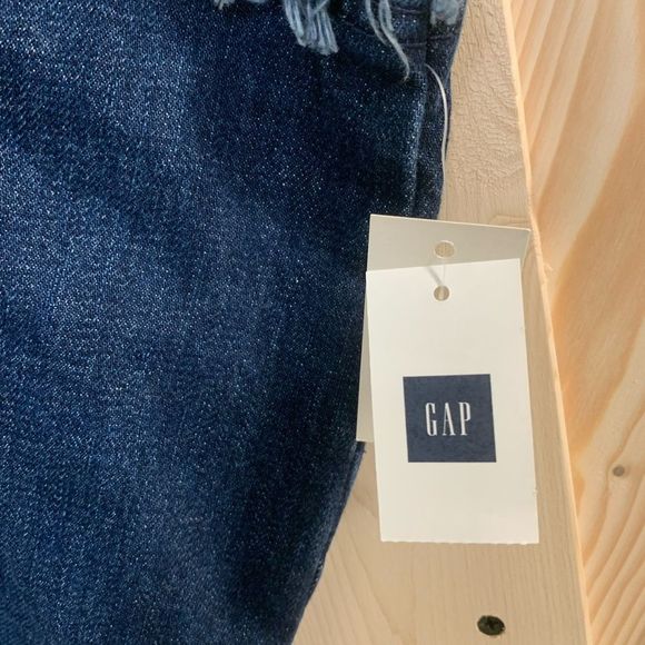 NWT - GAP Denim Distressed Vest - Picture 6 of 7